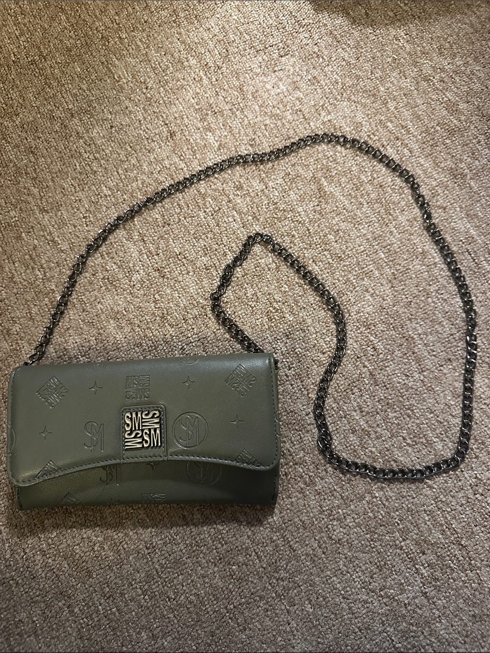Steve Madden Logo Embossed Olive Green Crossbody Wallet with Gunmetal Chain